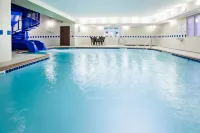 Holiday Inn Express & Suites Dickinson Hotels in Dickinson