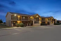 Eagle's Den Suites Andrews a Travelodge by Wyndham Hotels in Andrews