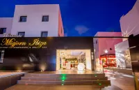 Migjorn Ibiza Suites & Spa Hotels near De Mil Amores