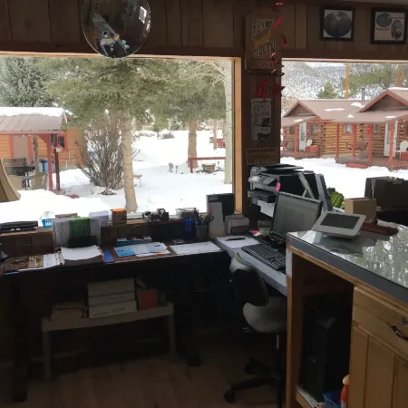 Grandview Cabins & RV Resort