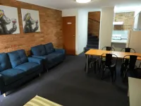 Werribee Motel and Apartments Hotels in Point Cook
