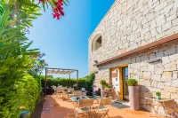 Relais del Borgo- Domo Hotel di Loiri Porto San Paolo