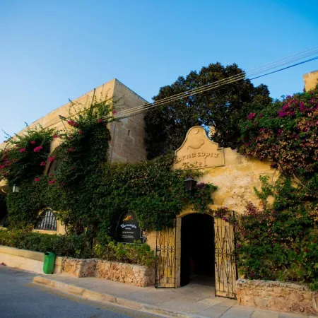 Cornucopia Hotel