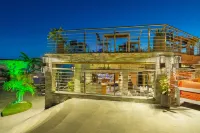 Kokomo Botanical Resort - Caribbean Family Cottages