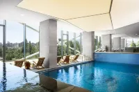 Grand Hotel Millennium Sofia - Pools