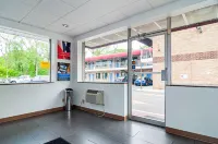 모텔 6 엘름스포드