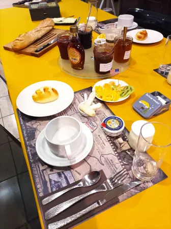 La Ferme Aux Chats Отели в г. Рюберси