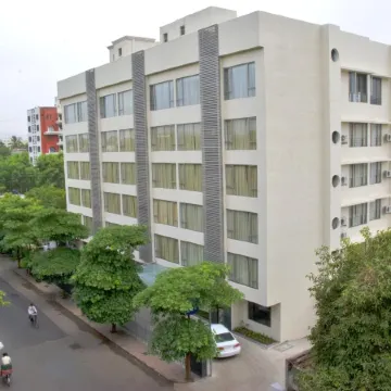 Shantai Hotel Отели рядом с достопримечательностью «Ботанический Сад Императрицы»