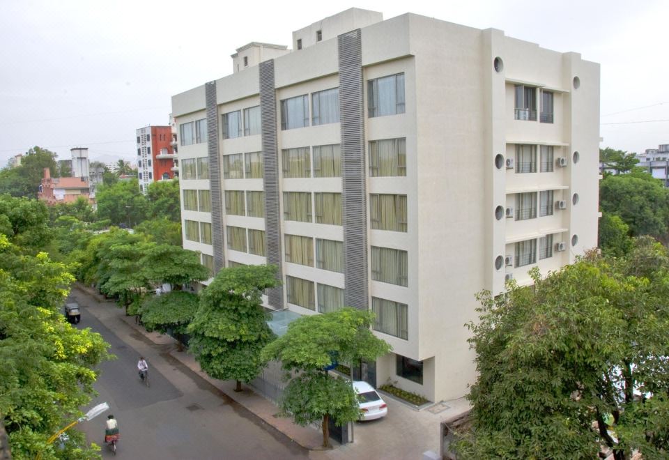 hotel overview picture