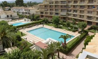 Iris - Apartment in Grau I Platja. Free Wifi