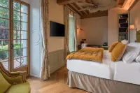 Château Brachet Hôtels à : Grésy-sur-Aix