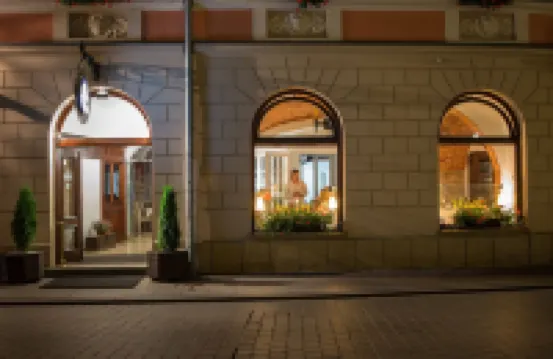 Hotel Polski Pod Białym Orłem Hôtels à proximité de : Florian Gate