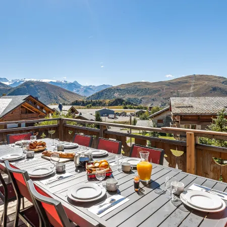 Madame Vacances les Chalets de l'Altiport