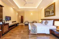 Kandyan Reach Hotel - Pools