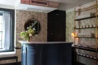 Hasbrouck House Hotels in Rochester