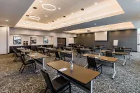 Hyatt House Winnipeg South/Outlet Collection Hotels in Winnipeg