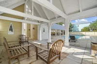 30A Beach House - Mira Bella - Rooftop Pools