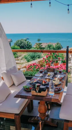 6 Rooms by Azumare Отели рядом с достопримечательностью «Античный театр»