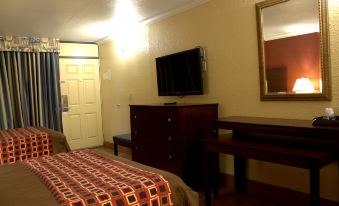 Polynesian Inn