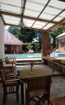Sprunger Avenue - Tulia Homes - Pools