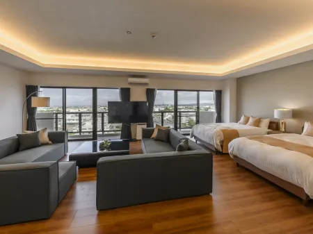 Monde. Okinawa Arena Condominium Отели рядом с достопримечательностью «Окинава Сити-зал Обсерватории»