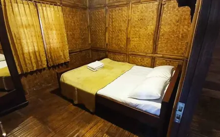 Villa Kampung Karuhun Sutan Raja Отели рядом с достопримечательностью «Kebun Kopi Gaia»