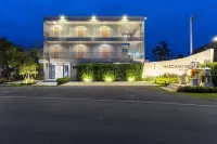 Hatchao Heritage Beachfront Resort Hotels in Hat Chao Samran