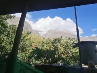 Shah Quli Inn فنادق في Garelt