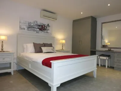 مان آند تري هاوس فنادق في 