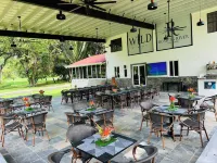 Roaring River Resort فنادق في بلموبان