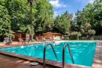 Domaine du Mas Bazan Hotel di Ortaffa