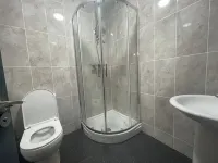 Winners Inn Sleeps 2 with Parking Hotels in Hyde