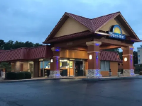 Days Inn by Wyndham Forsyth Hoteles en Forsyth