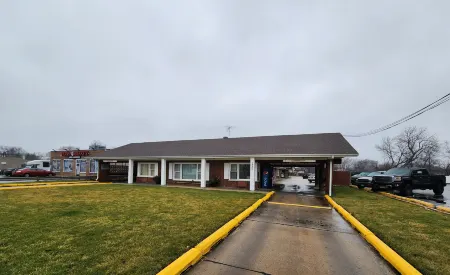 New Relax Inn Bridgeview