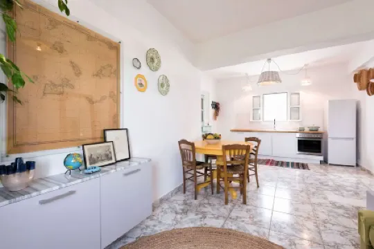 Menta II in Naousa With Free Parking Paros