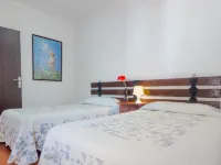 Calma Holiday Home 22606