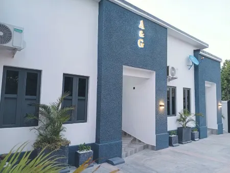 A&G Apartment Отели в г. Джос