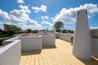 Casa Ana Superbly Renovated with Heated Private