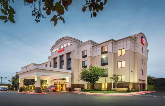 拉雷多萬豪SpringHill酒店