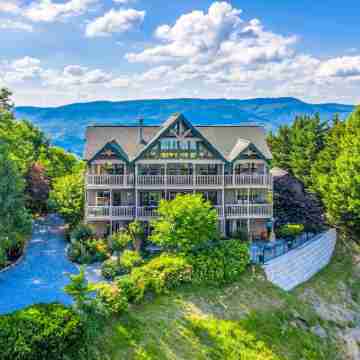 Tanasi Lodge - Reunions, Retreats, Weddings, Family Getaways Hotel Exterior