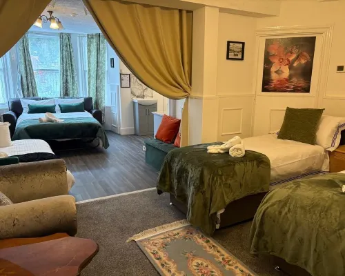Athol House Hotels in Douglas