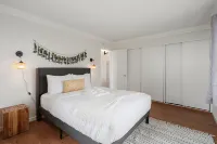 Tranquil 2BR with Coastal and Mountain Views Hotel a Pacifica