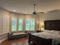 Escape to Luxury: Designer Pool Home in Harmswood of Belle Aire, The Villages