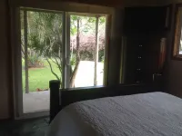 Special quiet, romantic, cozy home in a special place, Heavenly Hana. Lucky you!