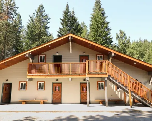 Squirrel Tree Resort Hotels in Chelan County