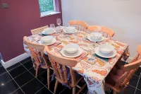 Hassocks Hideaway with Parking Garden - Wi-Fi