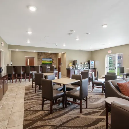 Cobblestone Hotel & Suites - Austin