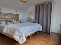 Pretty and Bright Renovated House in the Center of Trégunc with Enclosed Garden Hotels in Tregunc