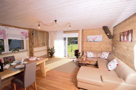 Fantastic vacation apartment VANESSA in an idyllic location in the Zittau Mountains