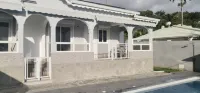 Un Petit Havre de Paix et de Confort, à 2 Minutes de la Plage ! Hôtels à proximité de : Réserve Cousteau